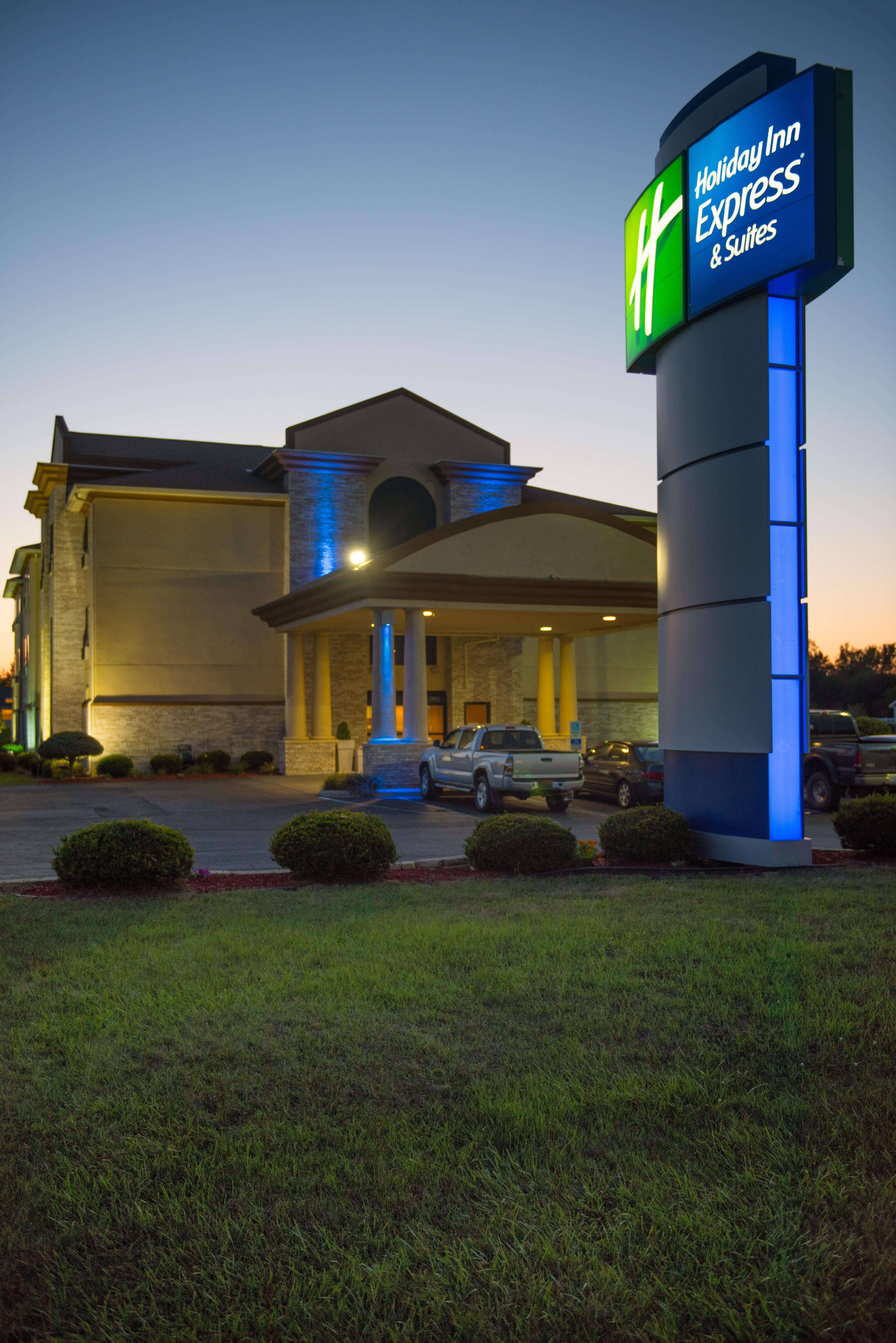 Holiday Inn Express Hotel & Suites Wauseon By Ihg Экстерьер фото
